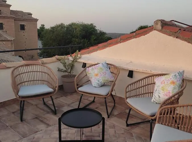La Casa Toledana - Patio Y Terraza Con Vistas