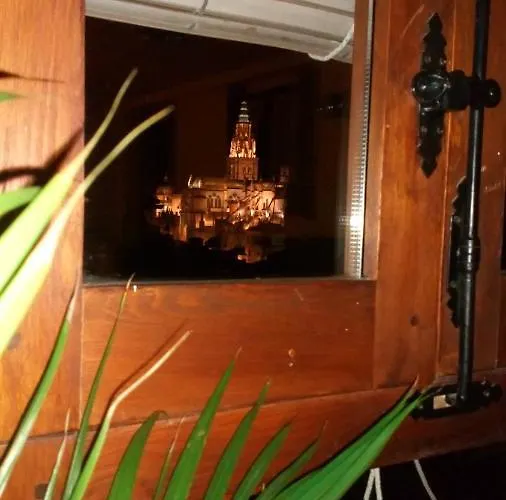 La Casa Toledana - Patio Y Terraza Con Vistas * Толедо